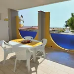 Appartamento Beachfront With A Big Terrace
