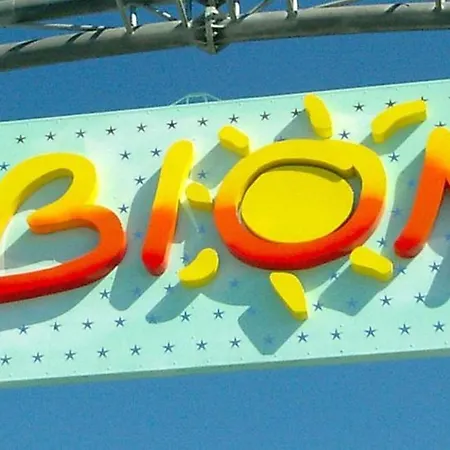 Beachfront With A Big Terrace * Bibione