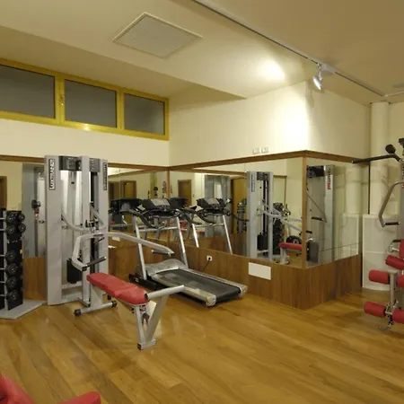 Beachfront With A Big Terrace 아파트