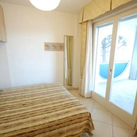 Family Flat With Pool For Six * Μπιμπιόνε