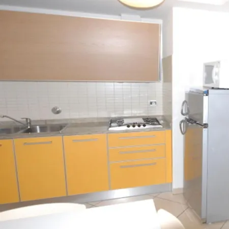 Family Flat With Pool For Six 아파트